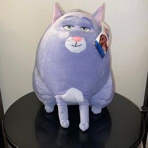 NWT Universal Secret Life of Pets Chloe Plush Doll